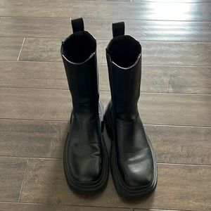 Zara boots sz 40